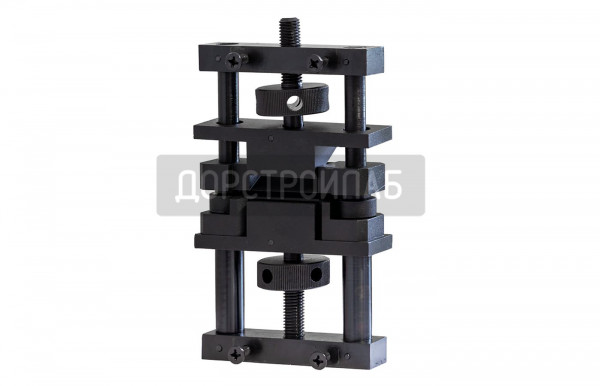 Приспособление для определения прочности крепления подошвы и ранта (до 3 кН)