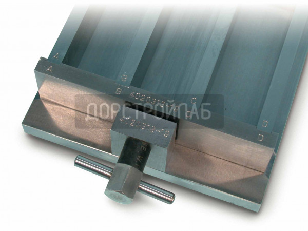 Форма балочки трехсекционная Matest E103 (40x40x160 мм)